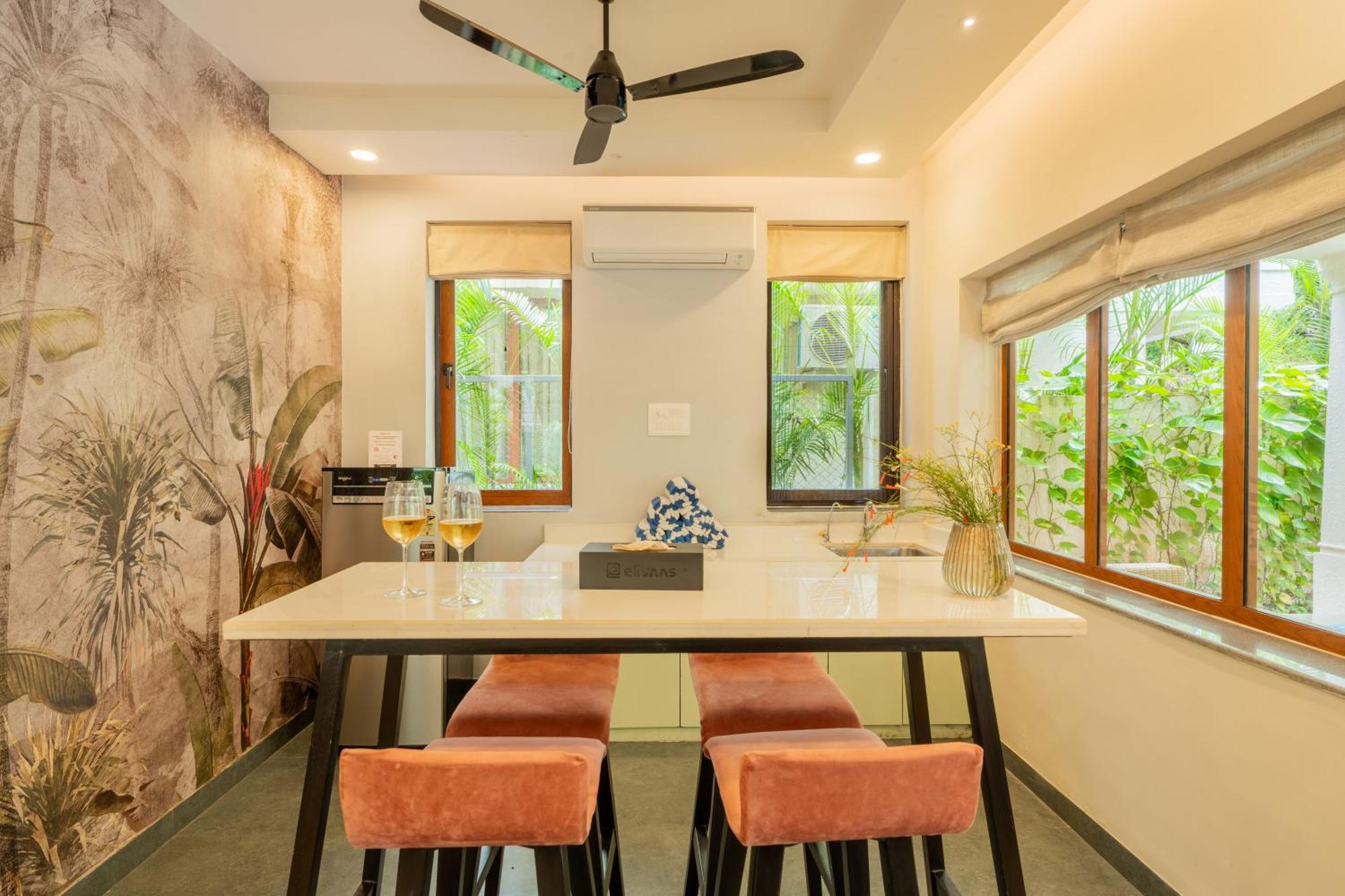 Elivaas 3 Bhk Pvt Pool & Bar - Villa Valerie Oxel Exterior foto